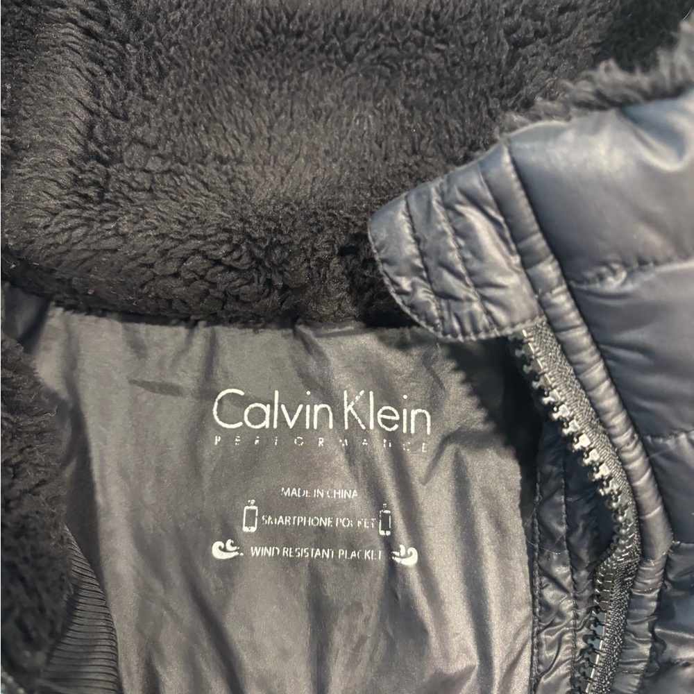 Calvin Klein Puffer Vest With Ribbed Back, Size 2X - Picture 2 of 9